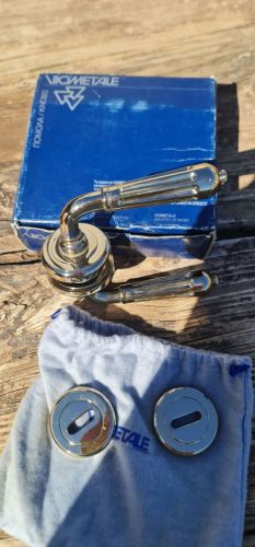 Πόμολα πόρτας όρο μπρούτζινα