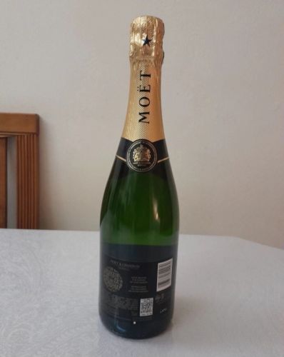 Σαμπάνια MOET & CHANDON Imperial Brut 750ml